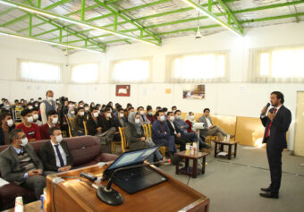 سمینار آگهی دهی فعالیت‌ها و دستآوردهای وزارت مالیه توسط دانشکده اقتصاد دانشگاه کاتب برگزار شد.