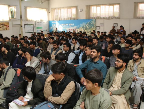 مناظره دانشجویی محصلان طب پوهنتون کاتب برگزار شد.